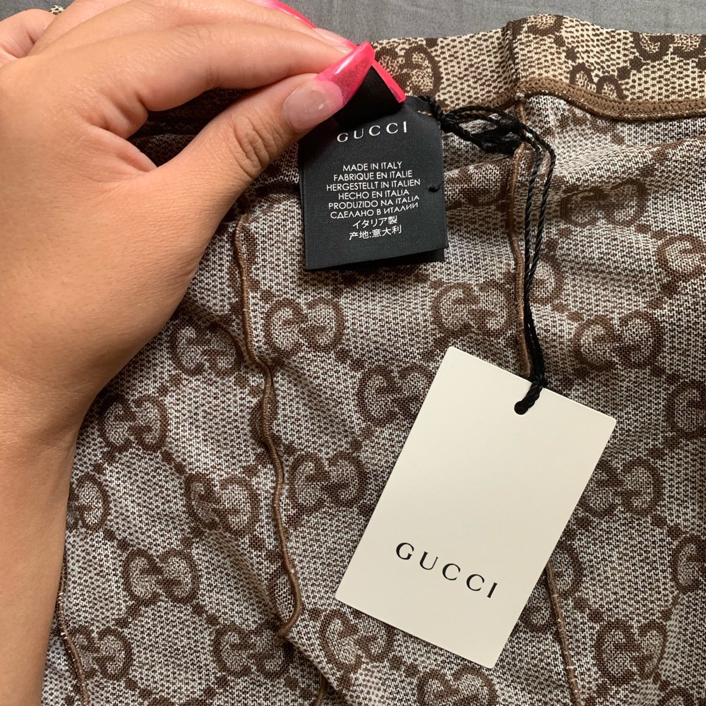 Authentic medium Gucci supreme print tights